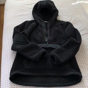 The North Face Women’s Campshire Pullover Hoodie